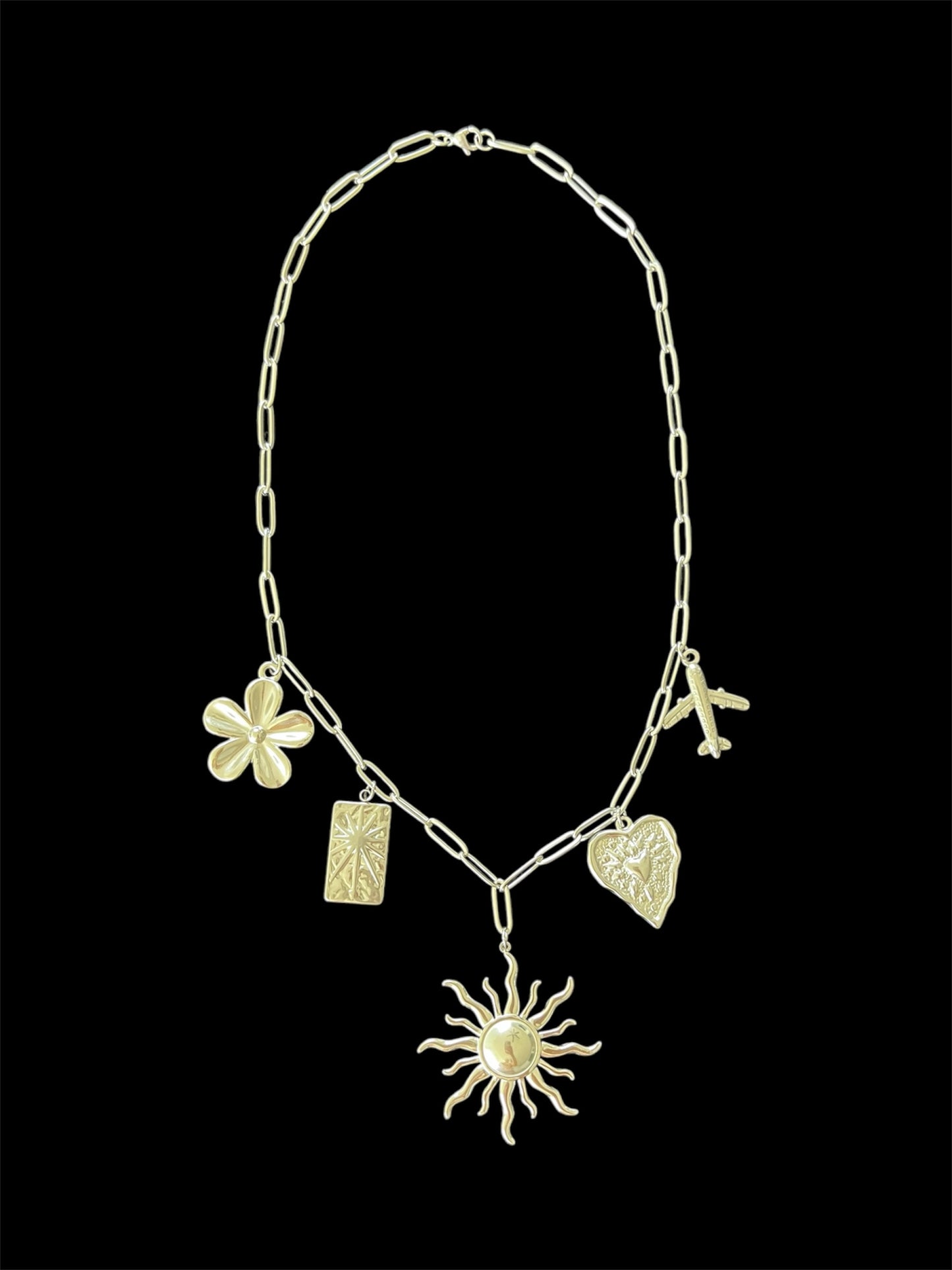 silver charm necklace✨